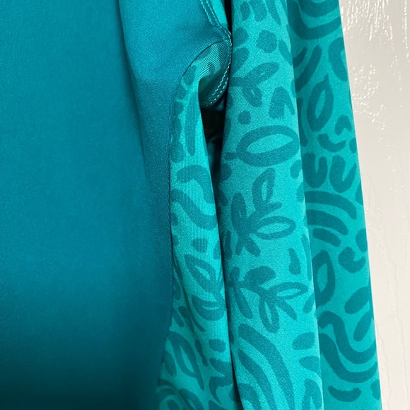 REI Top Size XL 18 - Picture 2 of 6